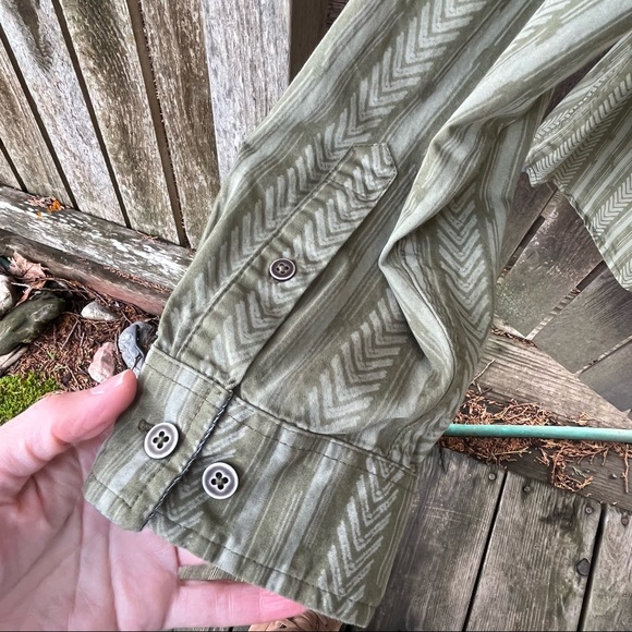 The Territory Ahead Men’s Vintage Chevron Striped Long Sleeve Shirt Sz L - Picture 13 of 15